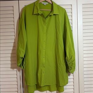 DAVI & DANI L oversized lime green button down tunic with pockets